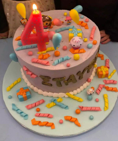 Θανάσης Πατριαρχέας: Η εντυπωσιακή τούρτα για τα γενέθλια της 4χρονης κόρης τους (εικόνες)