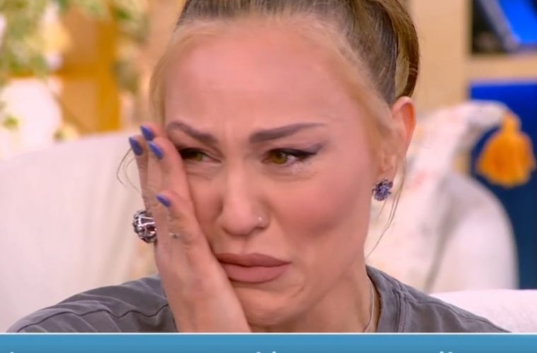 Πηνελόπη Αναστασοπούλου: Ξέσπασε σε κλάματα στον αέρα τηλεοπτικής εκπομπής