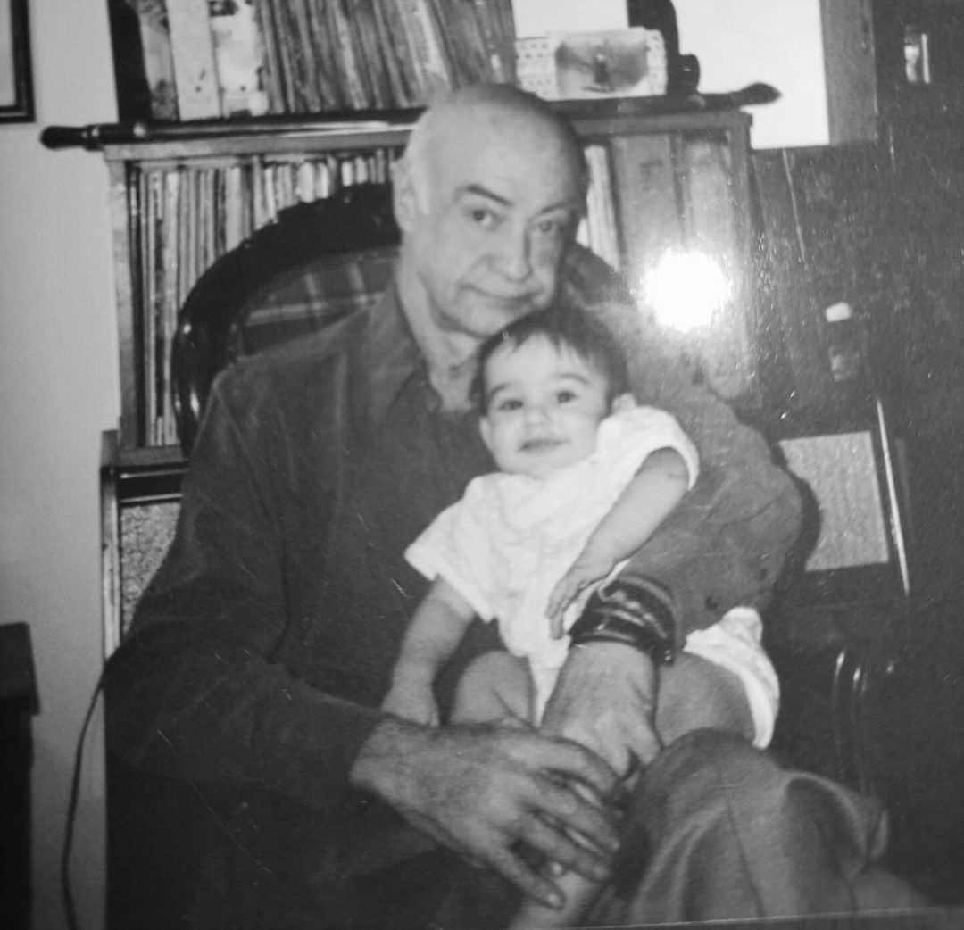 Νίκος Μπάρκουλης: Οι σπάνιες φωτογραφίες με τον πατέρα του, Αντρέα Μπάρκουλη (εικόνες)