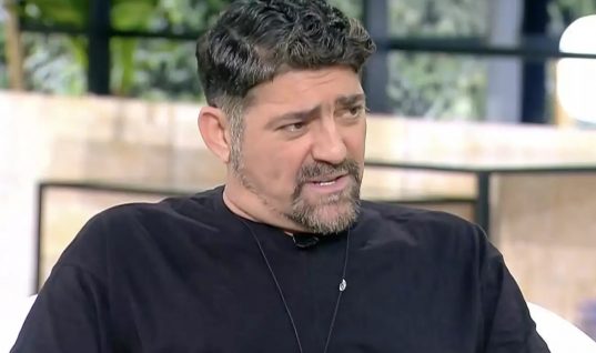 Μιχάλης Ιατρόπουλος: Ο ηθοποιός αποκάλυψε το συγκινητικό λόγο που φοράει μαύρα ρούχα από το 1990